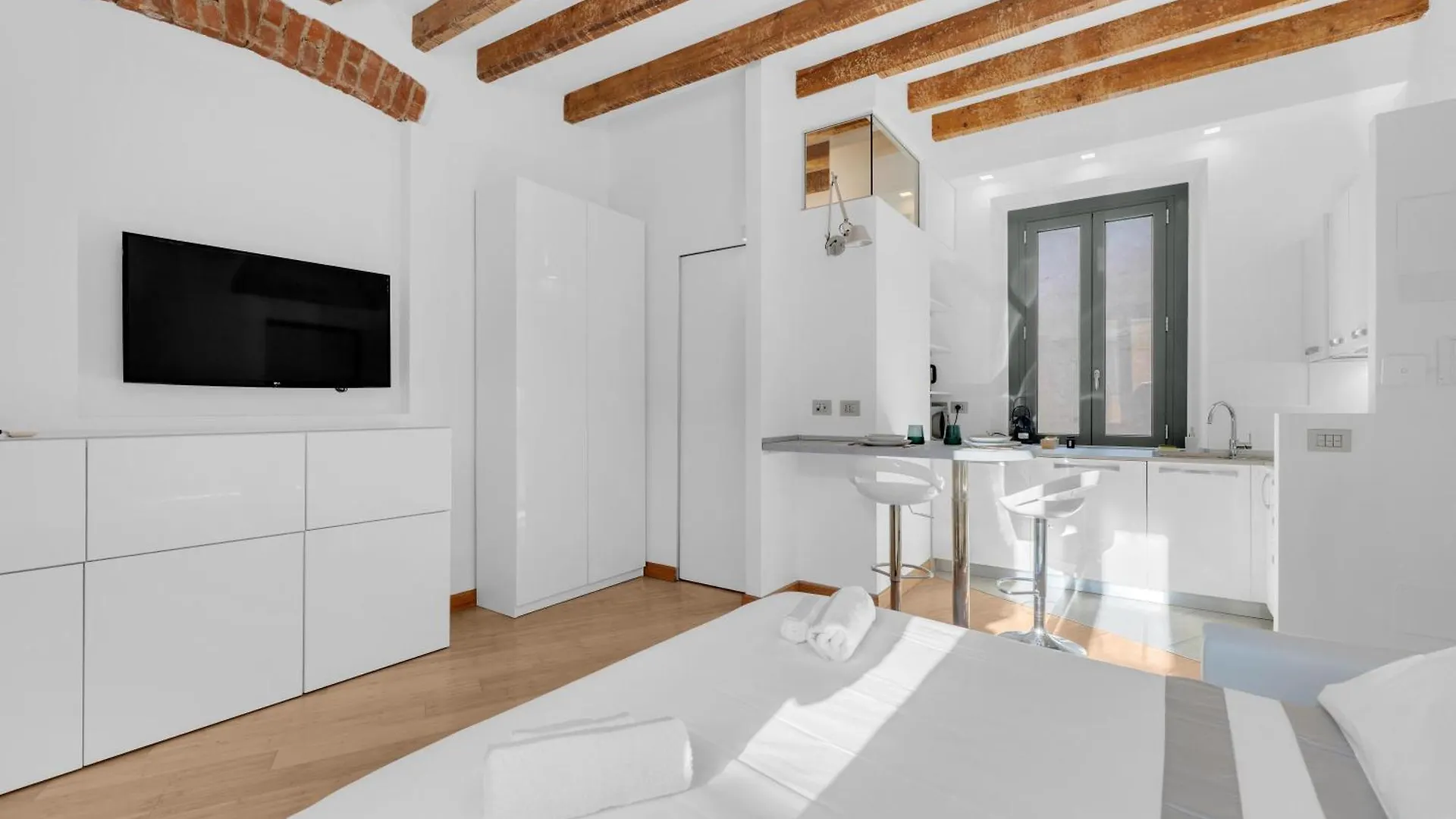 Navigli Modern Apartment In Design District Milan