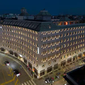 Radisson Collection Hotel, Santa Sofia ميلان